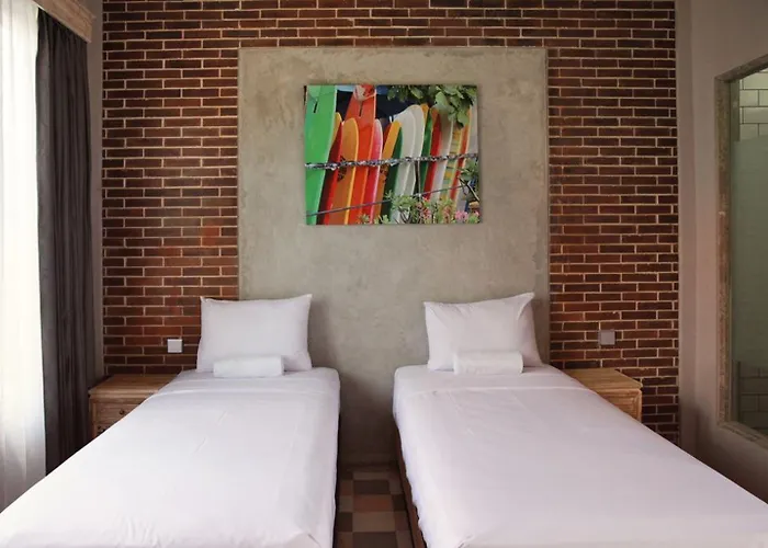 Hostal Mojosurf Camp Canggu