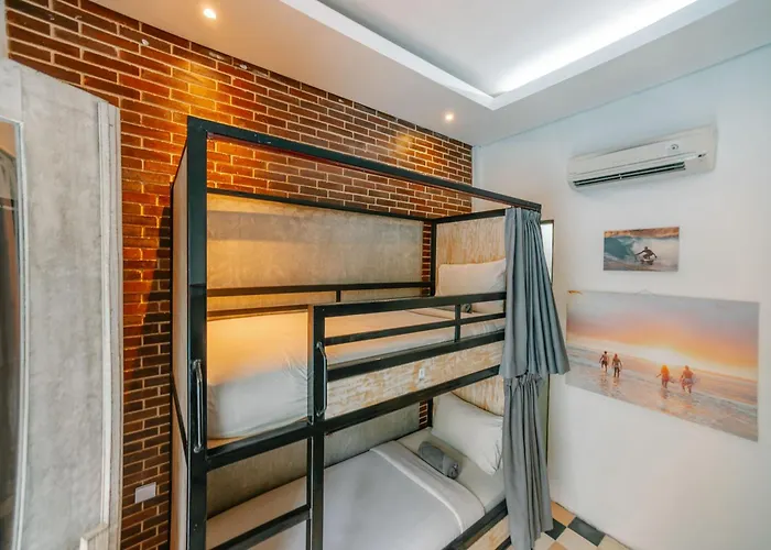 Hostel Mojosurf Camp