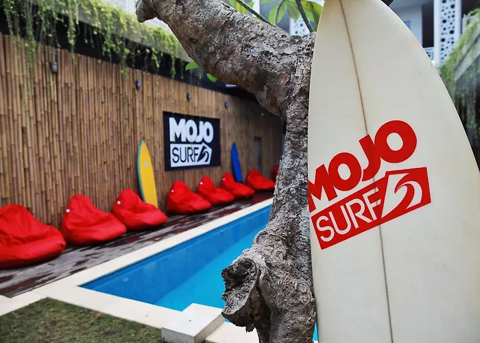Hostal Mojosurf Camp Canggu