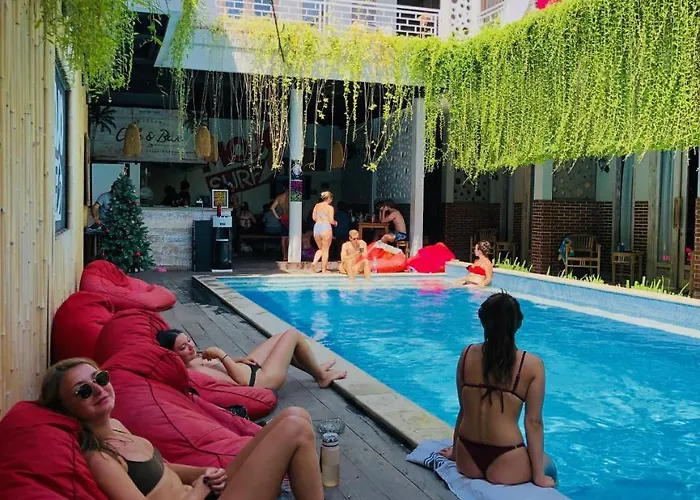 Hostal Mojosurf Camp
